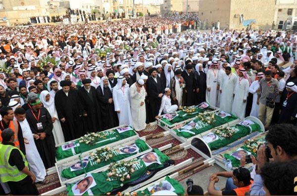 تشييع مهيب لشهداء مسجد الإمام الرضا (ع)