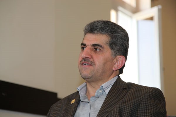 محمود خدادوست مدیر کل دفتر طب سنتی وزارت بهداشت