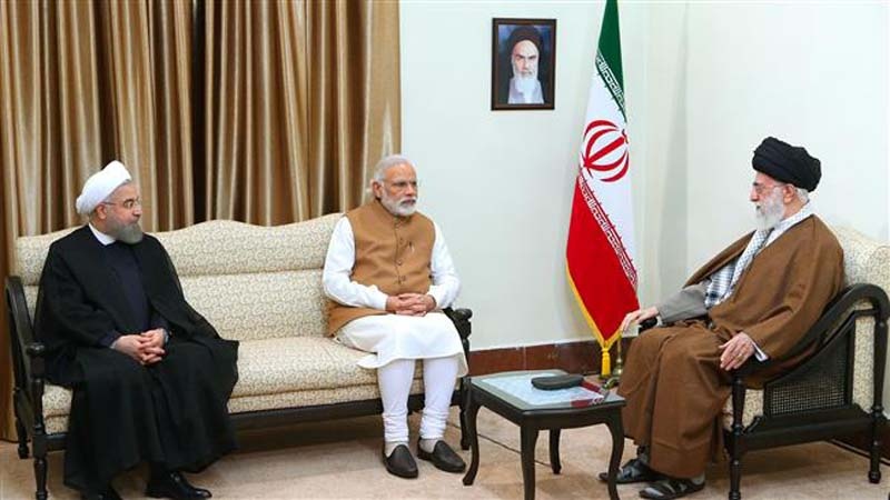 رہبر انقلاب  اور مودی 