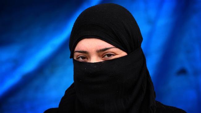 displaced Iraqi woman