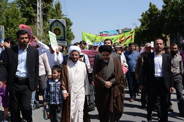 حضور نمانیده ولی فقیه در راهپیمایی روز جهانی قدس