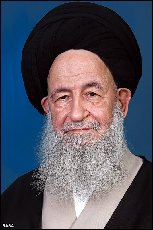 حضرت آیت اللہ علوی گرگانی کی نایاب تصاویر 