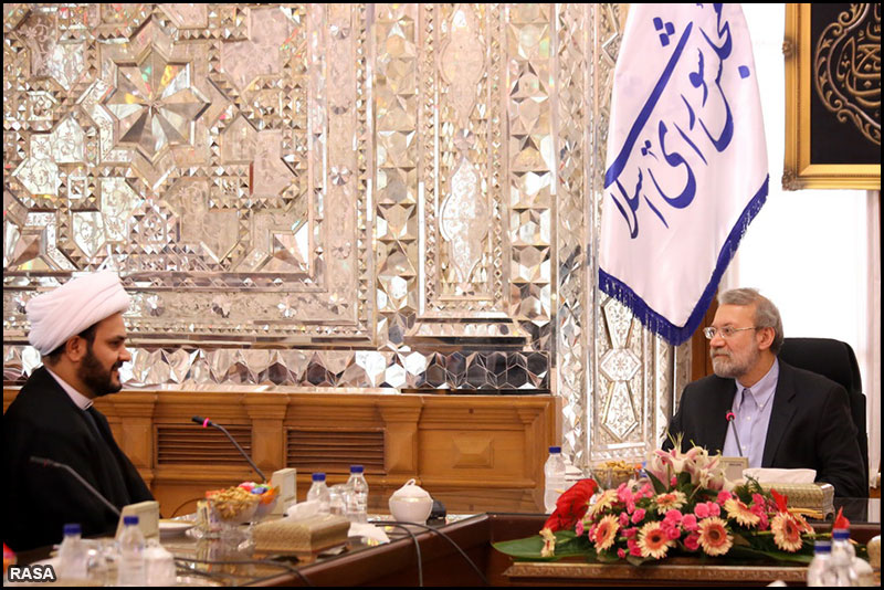 دیدار دبیرکل مقاومت اسلامی نُجَباء با لاریجانی رئیس مجلس شورای اسلامی