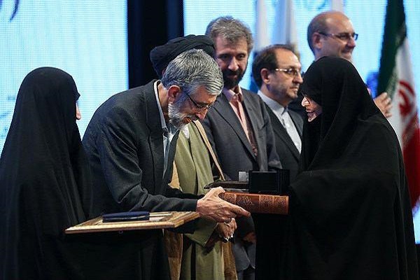 پروانه مهدوی