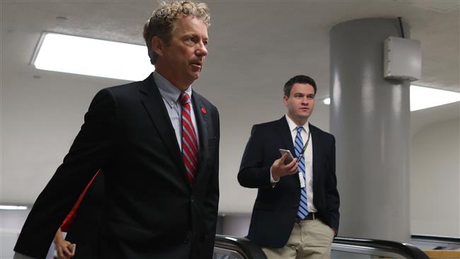 WASHINGTON, DC - JULY 06: US Senator Rand Paul (R-KY) (L) arrives at the Capitol July 6, 2016 in Washington, DC. (AFP)