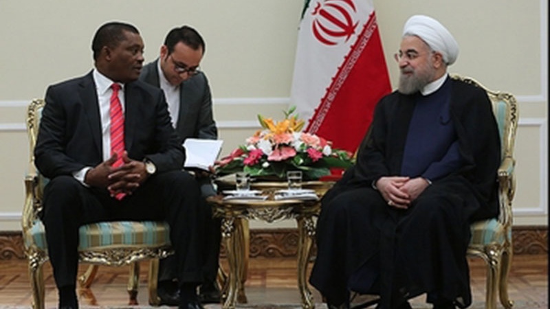 ڈاکٹرحسن روحانی اور جاسٹین ادناہون
