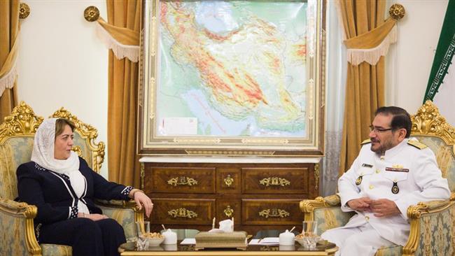 Secretary of Iran’s Supreme National Security Council Ali Shamkhani (R) and Syrian Parliament Speaker Hadiya Khalaf Abbas meet in Tehran on September 27, 2016. (Photo by ISNA)