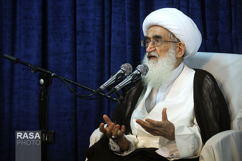 حضرت آیت الله حسین نوری همدانی