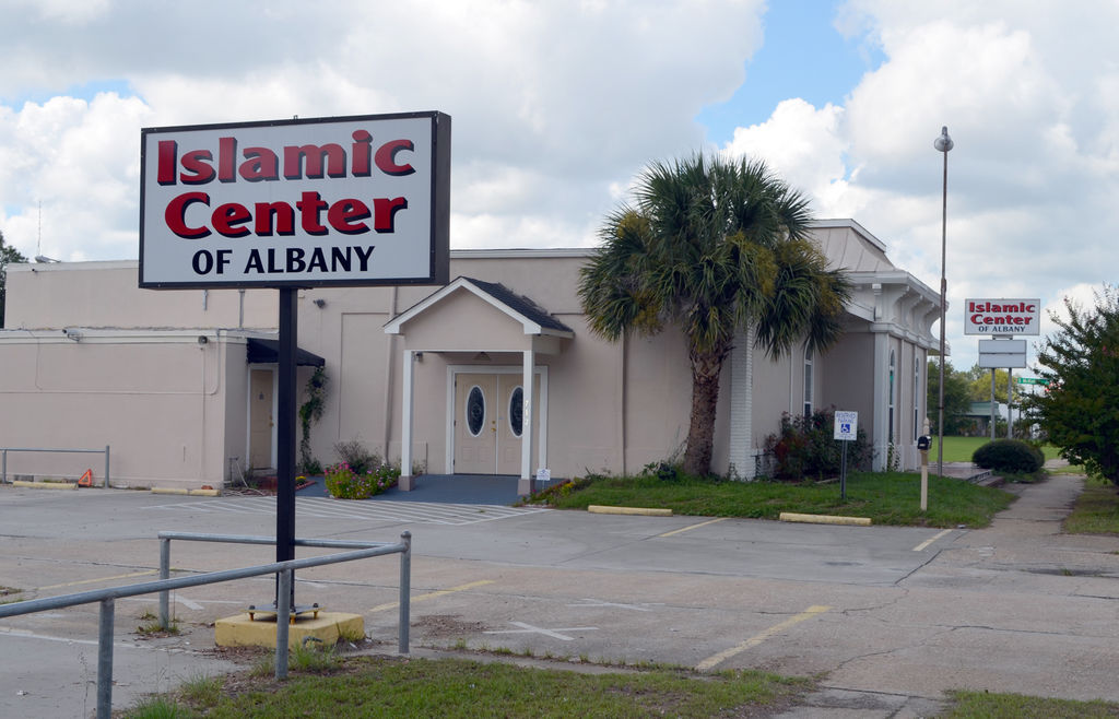 Albany city commissioners approve Islamic Center cemetery request
