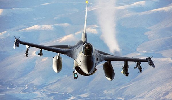US fighter