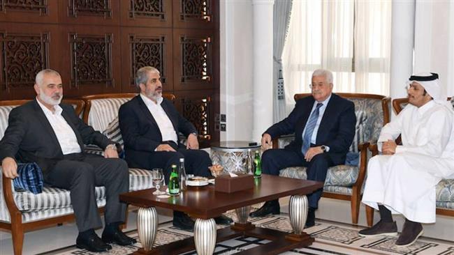 The picture, released by Hamas’ official website on October 28, 2016, shows Palestinian President Mahmoud Abbas (2nd-R) meeting with Khaled Meshaal (2nd-L) and Ismail Haniyeh (1st-L), both being senior leaders of Hamas in Doha, Qatar.