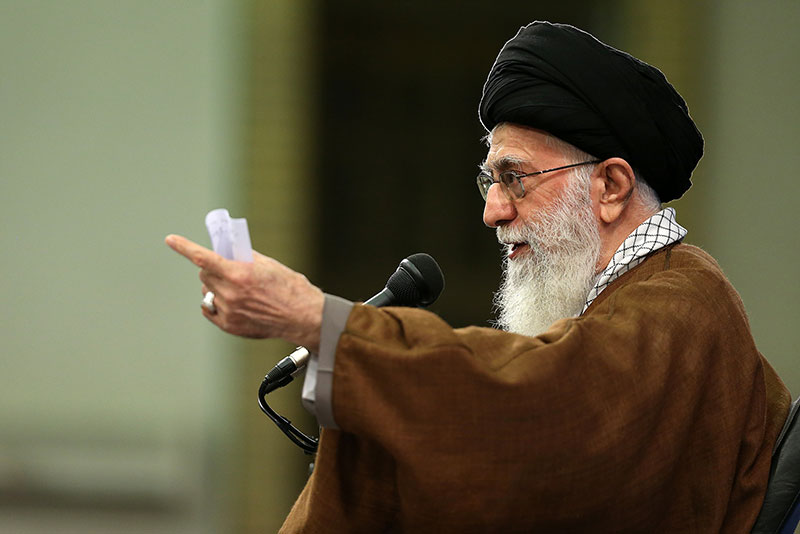  رھبر معظم انقلاب