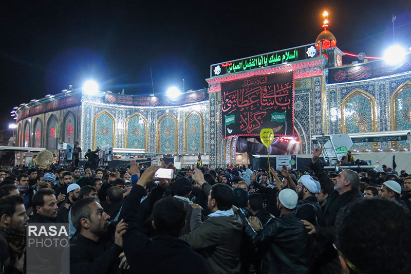 کربلا معلی میں شب اربعین میں عزادار