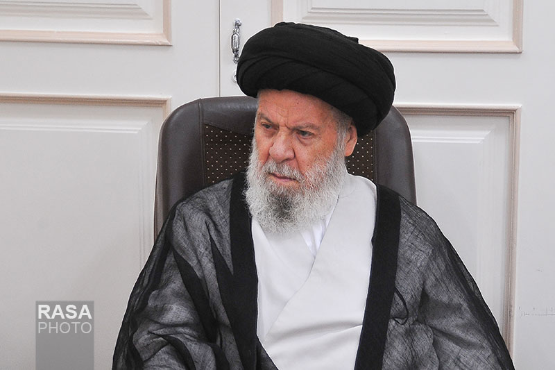 حضرت آیت الله موسوی اردبیلی مرحوم کی تصاویر