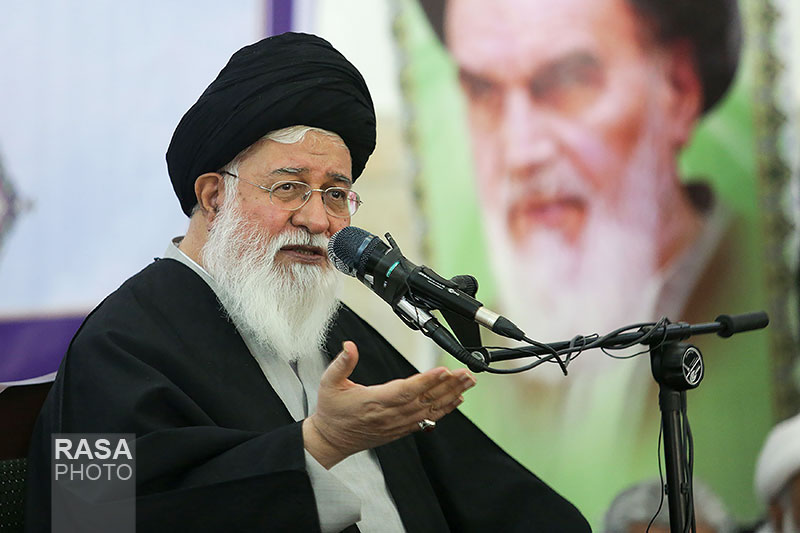 آیت الله علم الهدی 