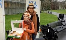 American couple fought Islamophobia with conversation