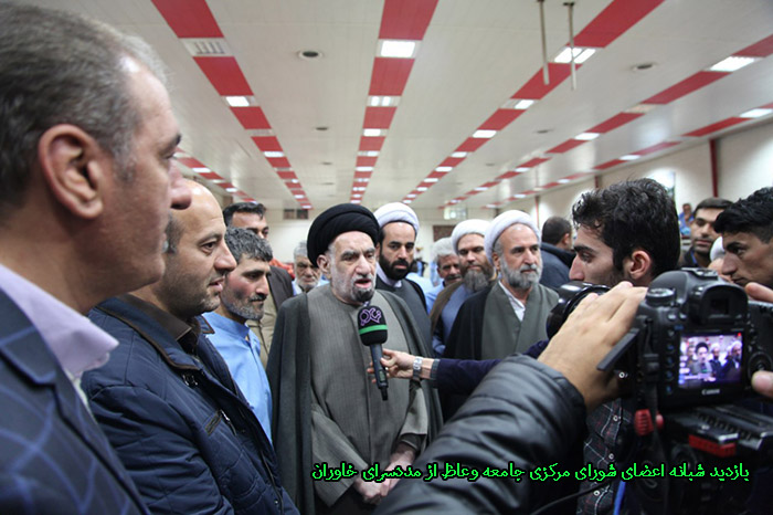 بازدید شبانه اعضای شورای مرکزی جامعه وعاظ از بی خانمان ها و متکدیان