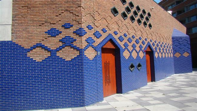 Amsterdam’s Blue Mosque is one of the four affected to restrict access following Quebec attack on January 29, 2017