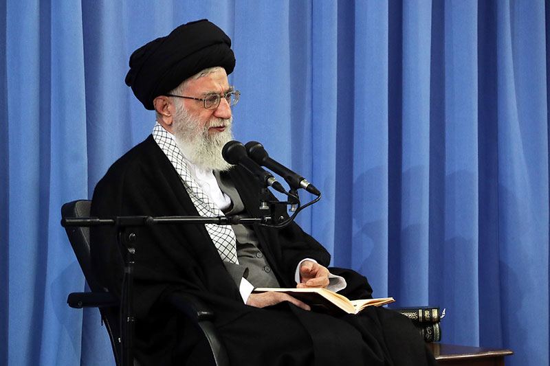 قائد انقلاب اسلامی فقہ کے درس خارج میں