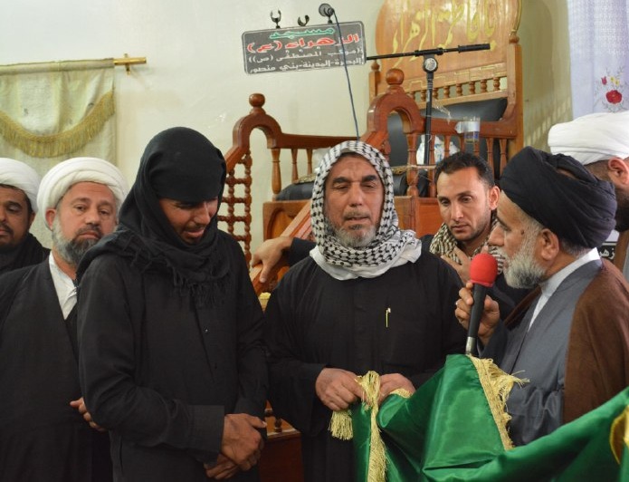 مبلغو العتبة العلوية مع معتمدي المرجعية الدينية العليا واساتذة الحوزة العلمية يقدمون التعازي لأسر الشهداء ويكرّمون الجرحى منهم