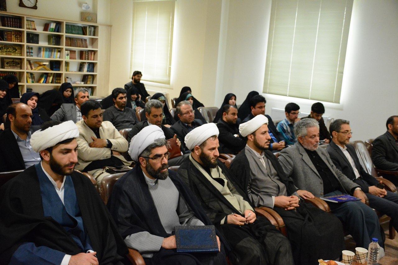 نشست تخصصی فعالان قرآنی