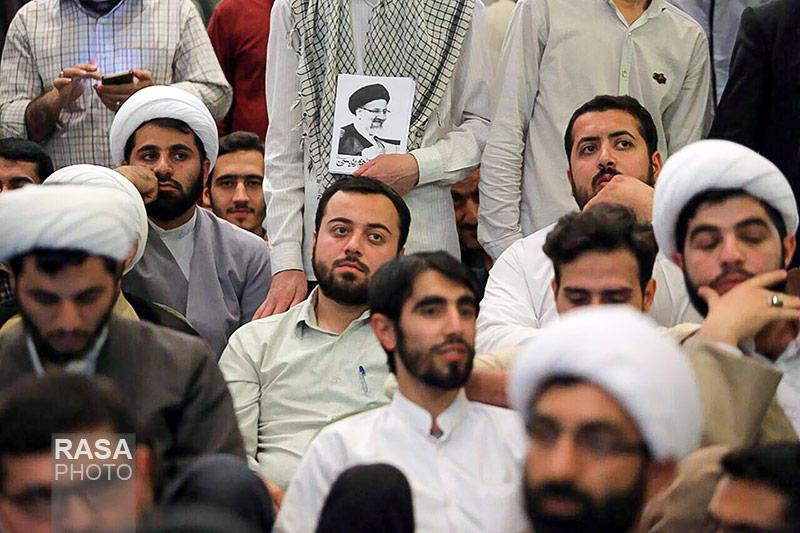 همایش بزرگ طلاب و روحانیون حامی حجت الاسلام رئیسی