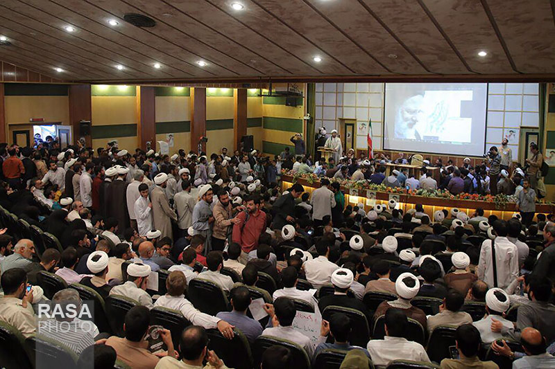 همایش بزرگ طلاب و روحانیون حامی حجت الاسلام رئیسی