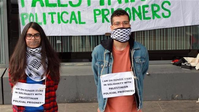 اعتصاب غذای دانشجویان بریتانیایی در حمایت از اعتصاب غذای زندانیان فلسطینی 