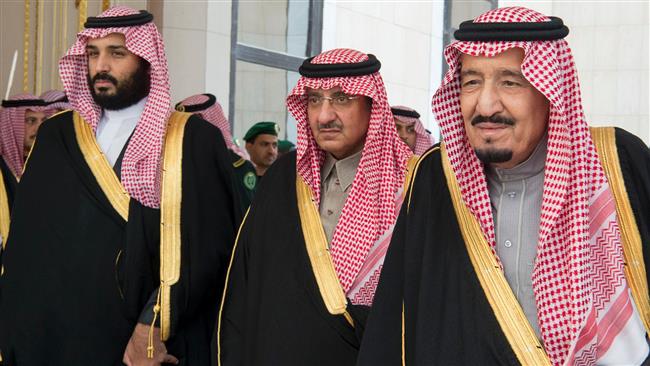 Saudi king Salman bin Abdulaziz (R), Mohammed bin Nayef (C) and crown prince Mohammed bin Salman in Riyadh