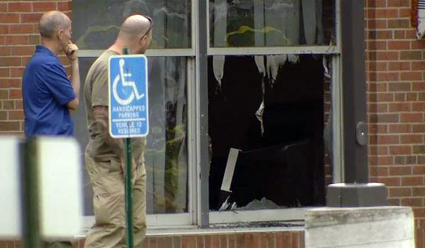 US Mosque Targeted in Bomb Blast as Muslims Performing Prayers
