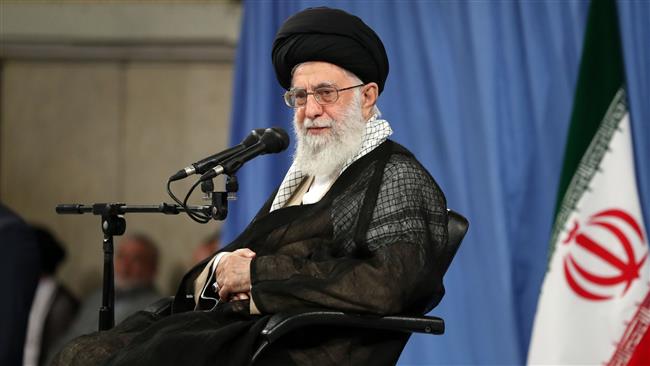 Leader of the Islamic Revolution Ayatollah Seyyed Ali Khamenei addresses a meeting with clerical students of Tehran Province seminaries on August 28, 2017. (Photo by leader.ir)