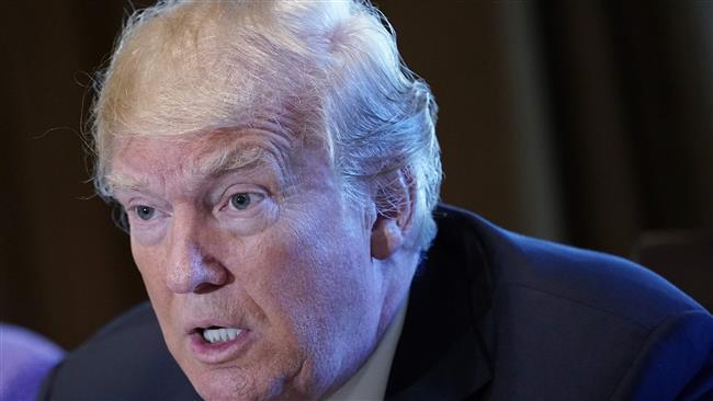US President Donald Trump speaks during a meeting with members of the Senate Finance Committee and his economic team at the White House on October 18, 2017. (AFP photo)