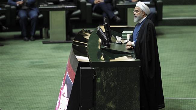 Iranian President Hassan Rouhani speaks at the parliament in Tehran on October 29, 2017. (Photo by IRNA)