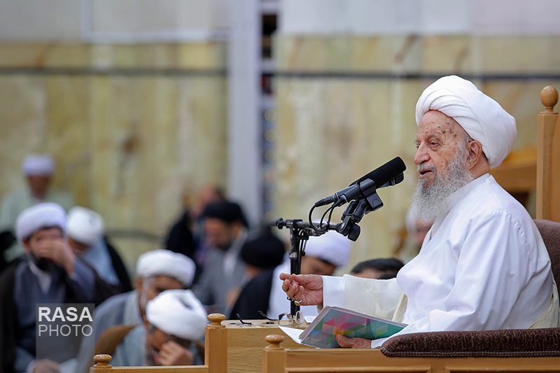 آیت الله مکارم شیرازی