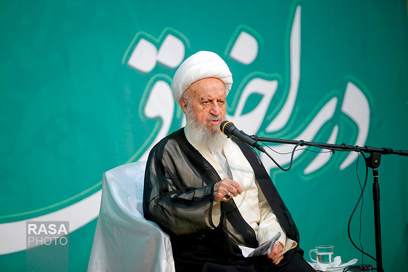 حضرت آیت الله مکارم شیرازی