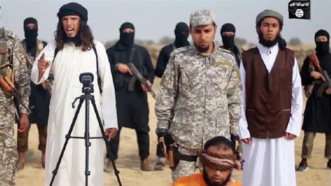 An image taken from a video released by the Egyptian wing of Daesh Takfiri terrorists Egyptian on January 3, 2017.