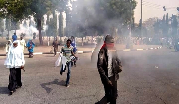 Nigerian Forces Attack Protesters Demanding Release of Prominent Shia Cleric