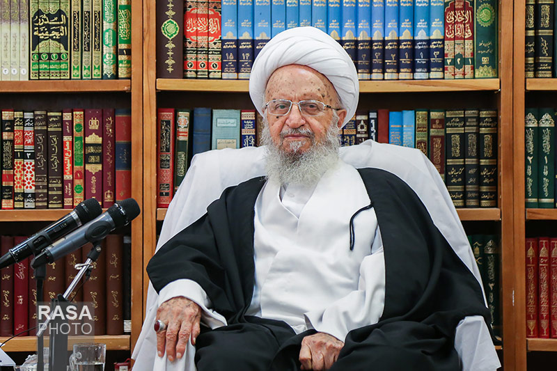 آیت الله مکارم شیرازی