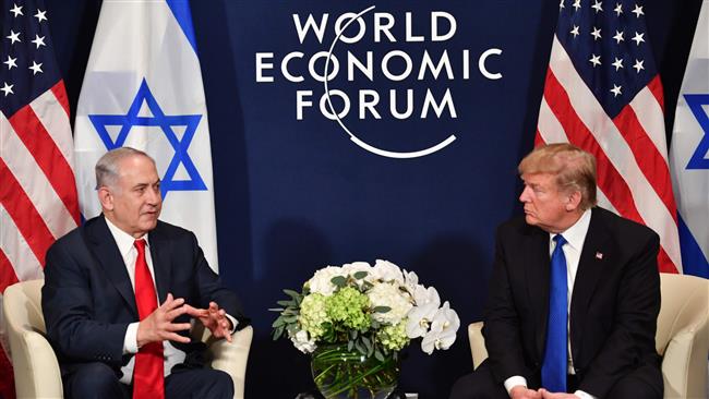 US President Donald Trump (R) speaks with Israel Prime Minister Benjamin Netanyahu in Davos, Switzerland, on January 25, 2018. (AFP photo)