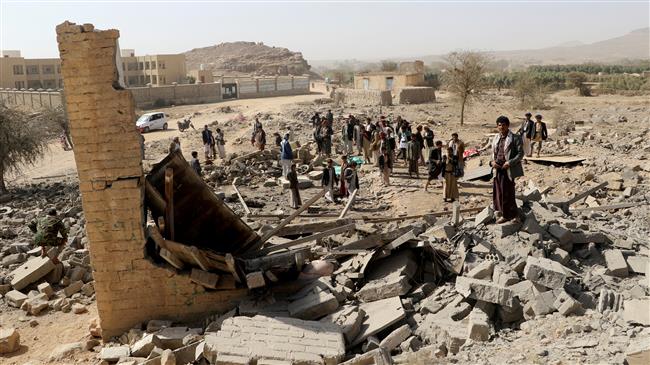 People gather at the site of a Saudi airstrike that destroyed a house on the outskirts of the northwestern city of Sa’ada, Yemen, on January 22, 2018. (Photo by Reuters)
