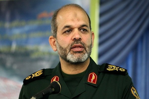  العميد أحمد وحيدي
