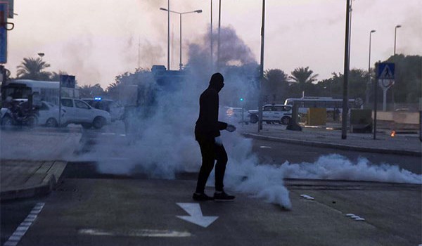 Bahraini Forces Clash with Anti-Regime Protesters Marking Uprising Anniversary