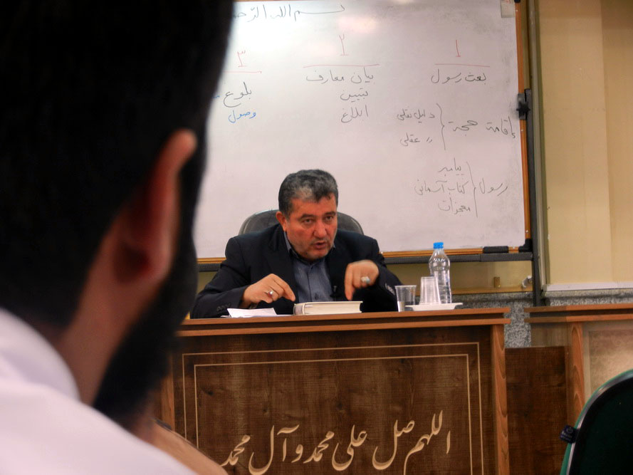 دیدار طلاب همدانی با امیر خجسته