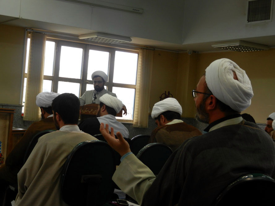 دیدار طلاب همدانی با امیر خجسته