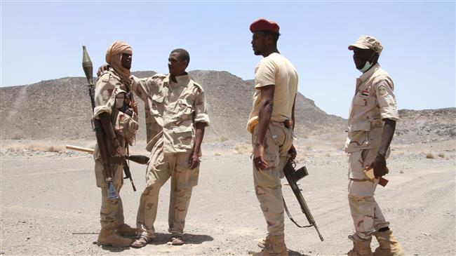 Sudanese soldiers patrol outside the west of the Yemeni coastal port town of Mokha, April 12, 2017. (AFP photo)