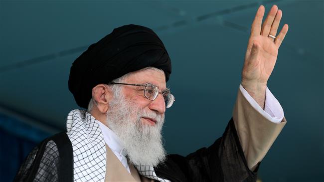 Leader of the Islamic Revolution Ayatollah Seyyed Ali Khamenei addresses the crowd after leading the prayers on the occasion of Eid al-Fitr on Tehran’s Grand Prayer Grounds (Mosalla), June 15, 2018. (Photo by Khamenei.ir)