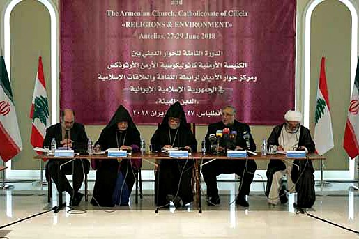 گفت‌وگوی ایران با کلیسای لبنان