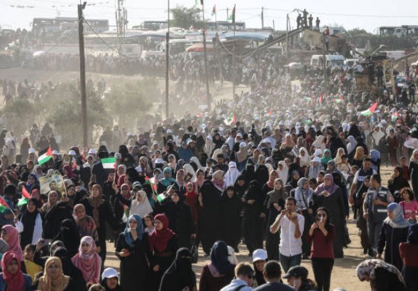 +130 Women Wounded by Israeli Soldiers in Gaza Rally