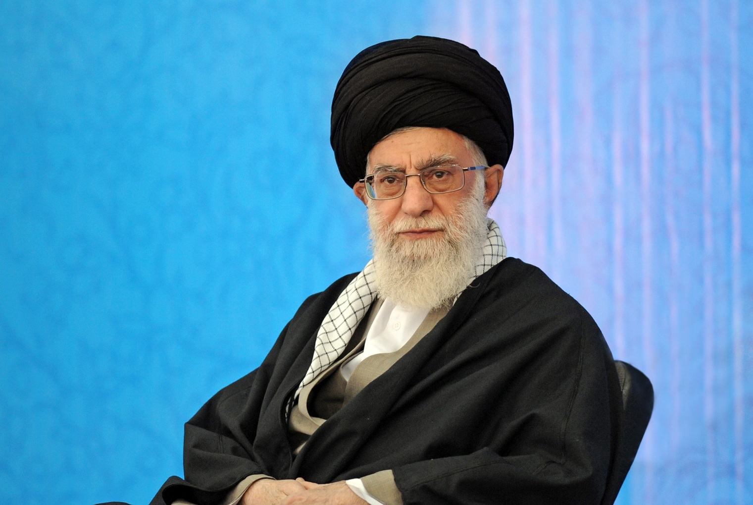 حضرت آیت اللہ العظمی خامنہ