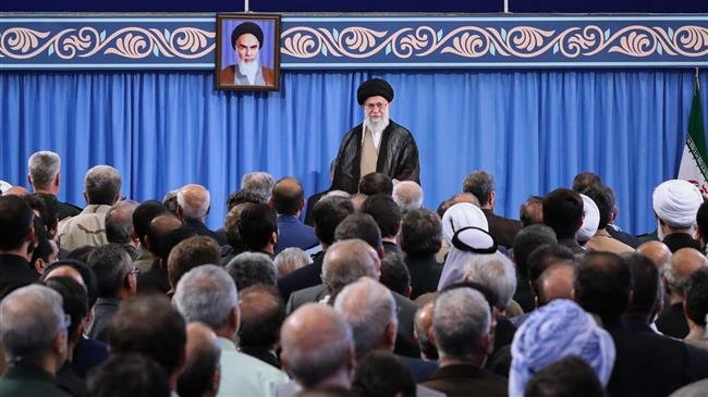 Leader of the Islamic Revolution Ayatollah Seyyed Ali Khamenei addressing a group of war veterans in Tehran on September 26, 2018 (Photo by Leader.ir)